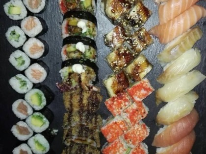 Photo: Sushi 